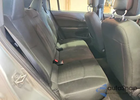 2012 Chrysler 200 Lx z USA, uszkodzony, nr VIN 1C3CCBAB4CN100937